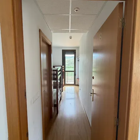 אכסניה Albergue Valmadrid