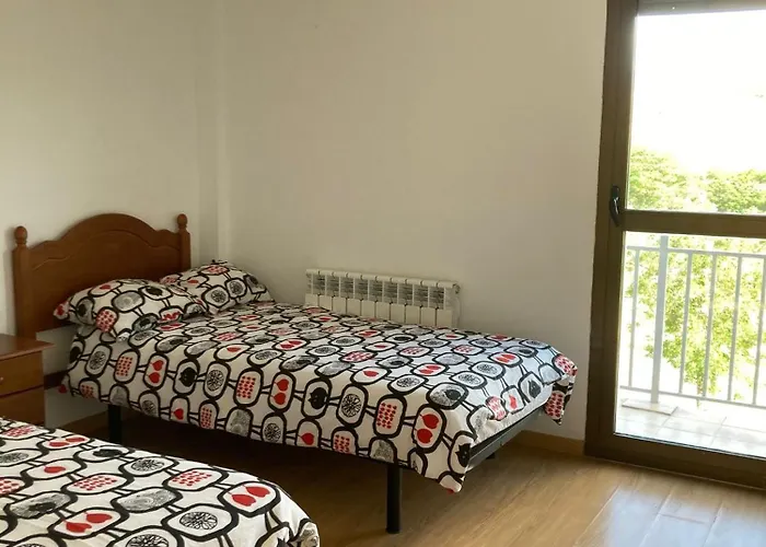 Albergue Valmadrid Hostel *