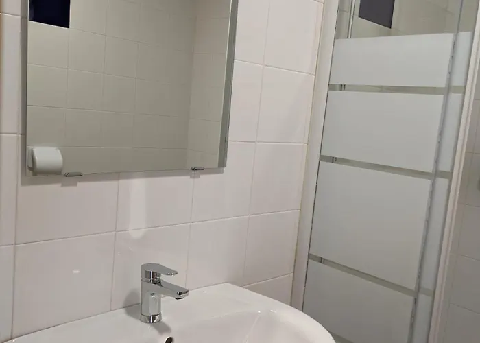 Hostel Albergue Valmadrid Valmadrid